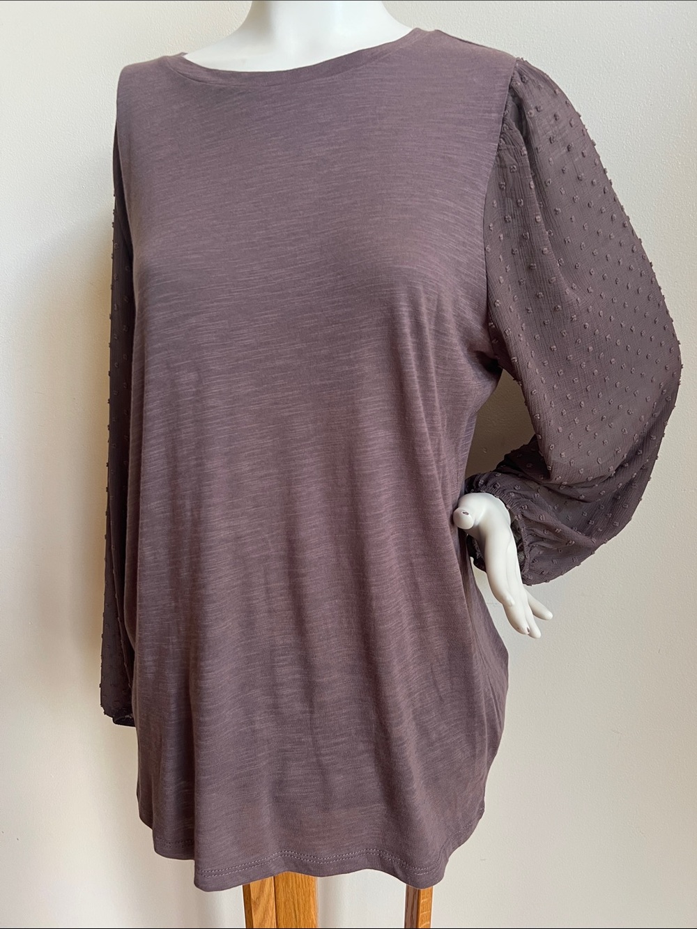 Maurice’s balloon sleeve Women's Mauve Swiss Dot Sleeve Top NWT cottagecore